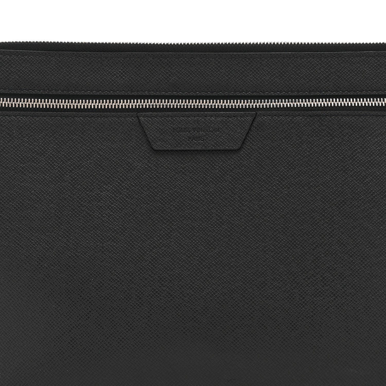 Louis Vuitton Taiga Pochette 24 Heures Black