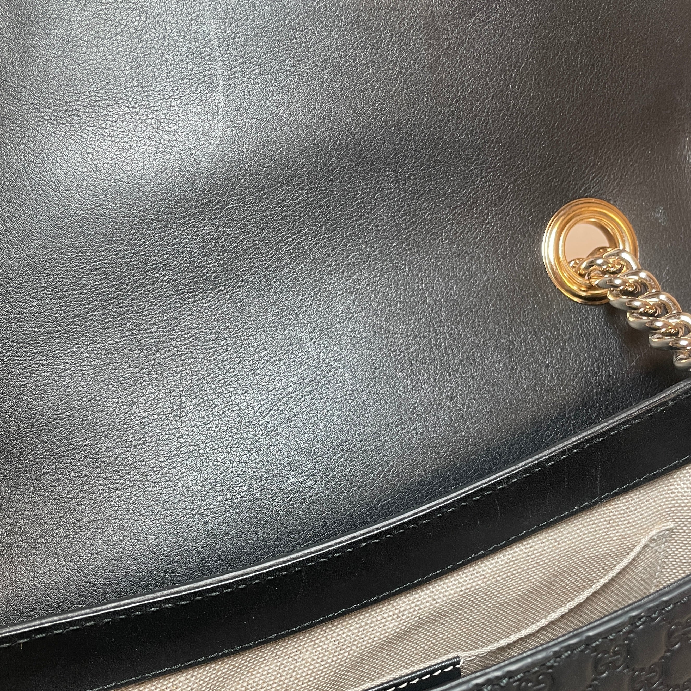 GUCCI Emily Guccissima Chain Shoulder Bag - Black