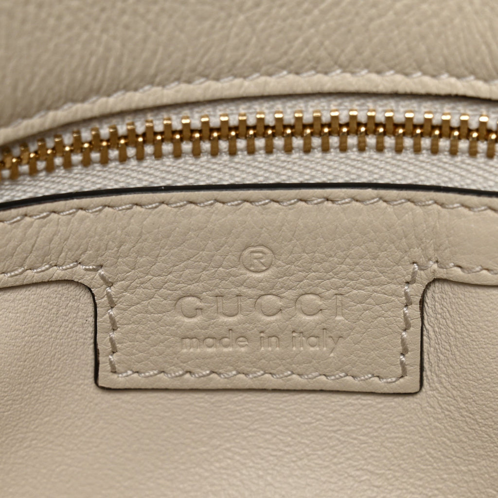 Gucci Roxy Calfskin Blondie Chain Shoulder Flap Bag Mystic White