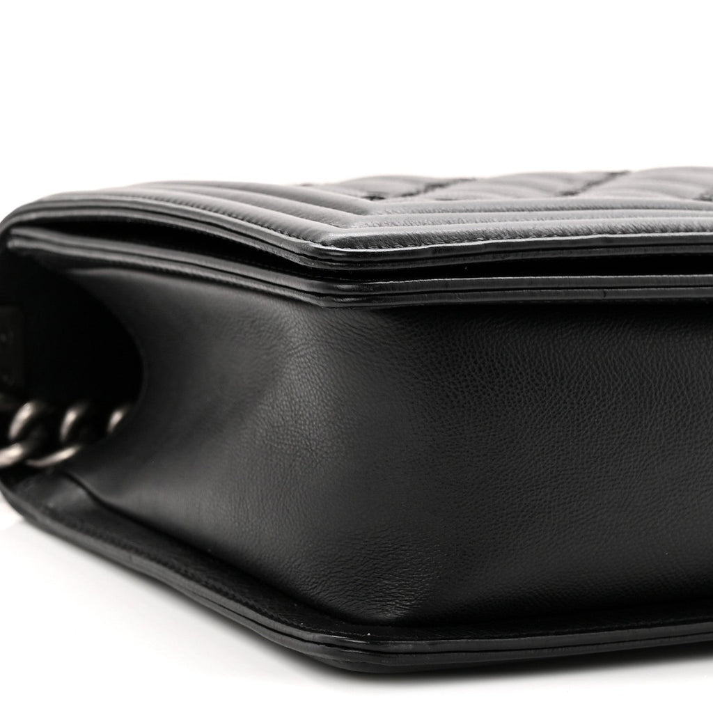 Chanel Calfskin Quilted Double Stitched New Medium Boy Flap Black