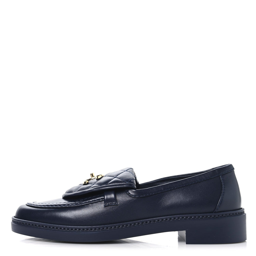 Lambskin Quilted CC Turnlock Loafers 38 Navy