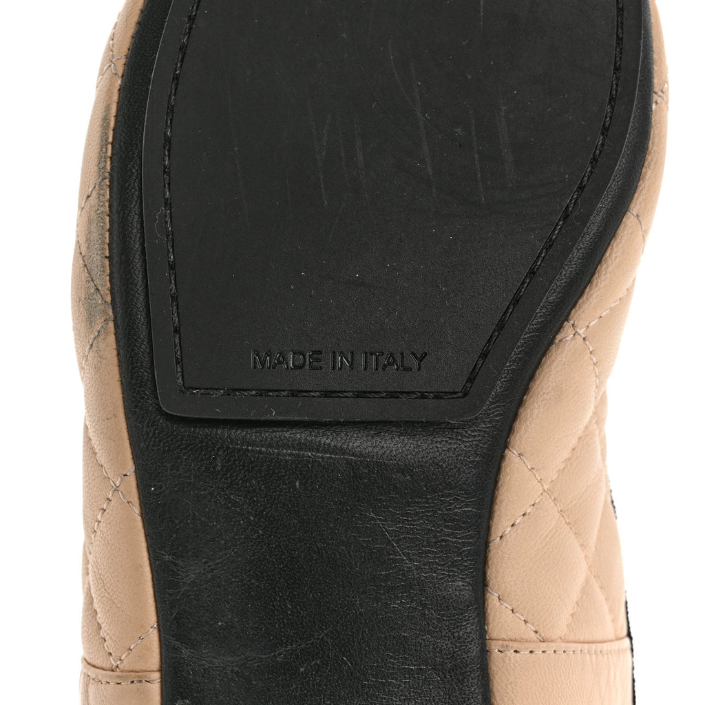 Lambskin Quilted Cap Toe Slipper With Pouch 39 Beige Black