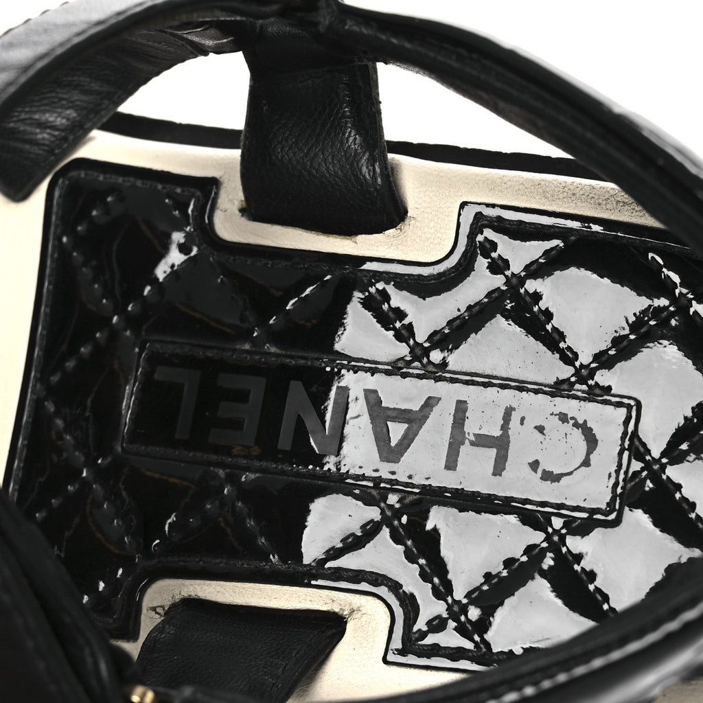 Lambskin Patent Logo Platform Sandals 39 Black