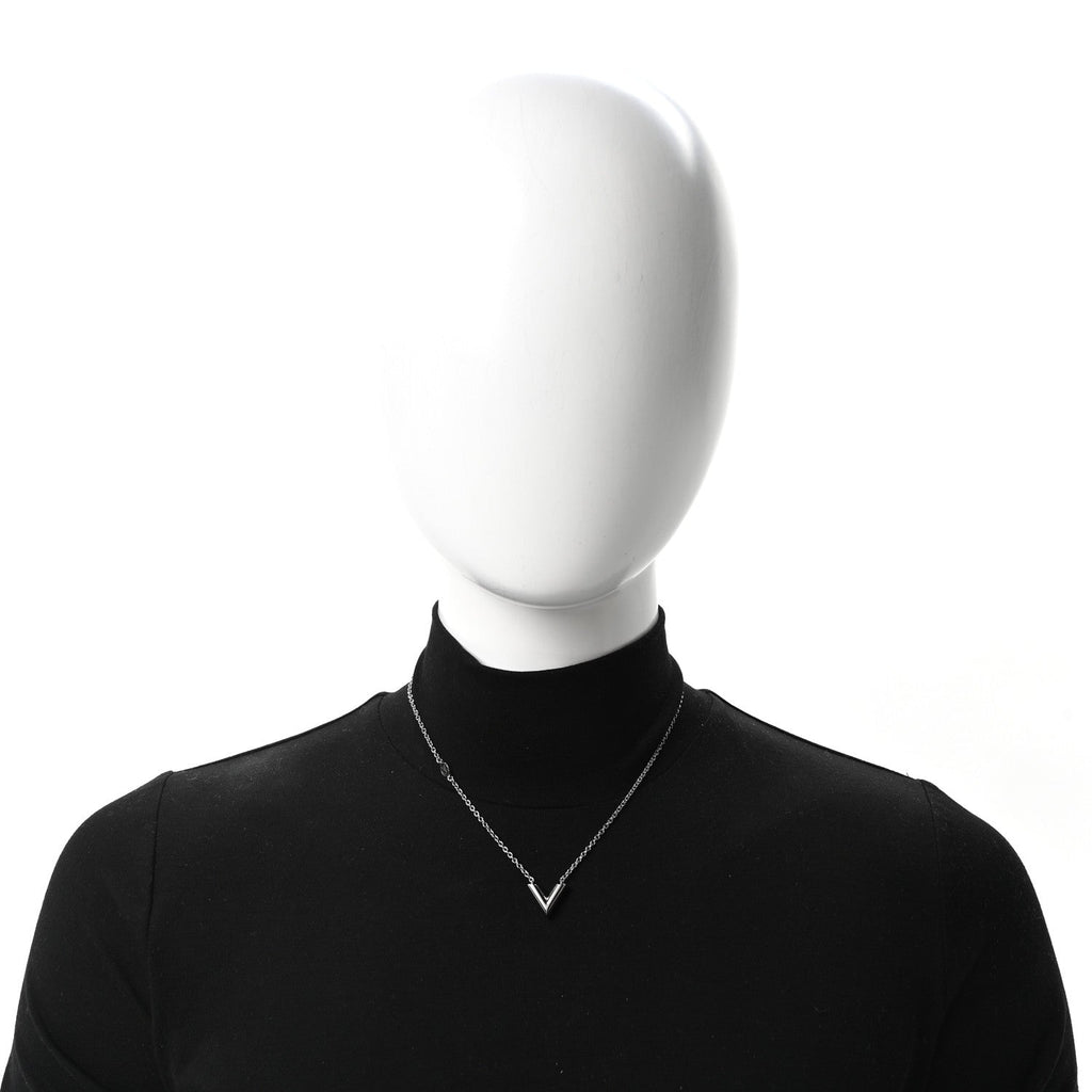 Louis Vuitton Metal Essential V Supple Necklace Silver