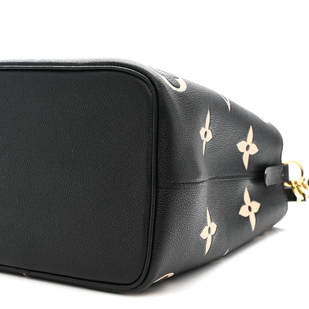 Louis Vuitton Empreinte Monogram Giant Neonoe MM Black Beige