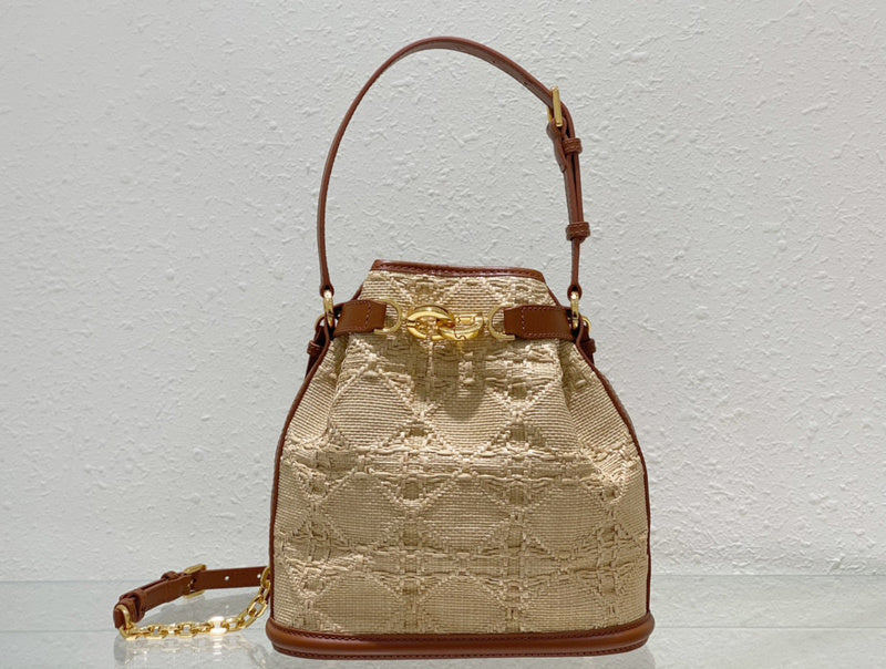 Dior Bags - 658