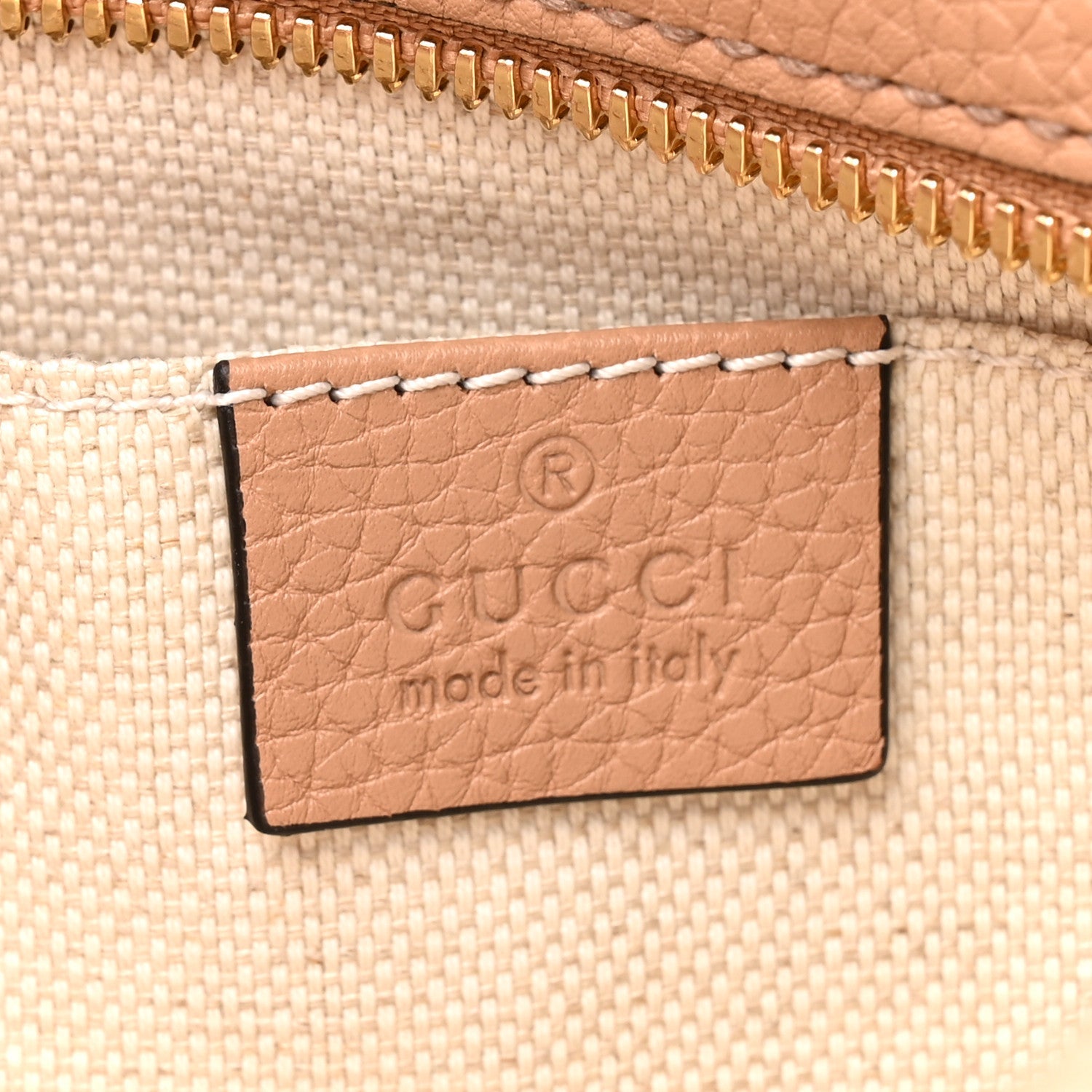 Gucci Pebbled Calfskin Small Soho Disco Bag Camelia