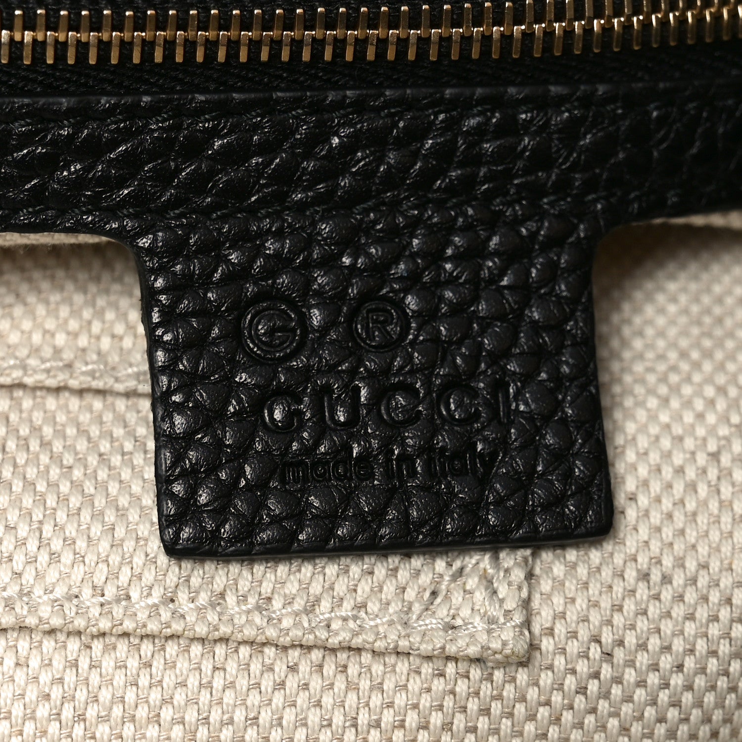 Gucci Pebbled Calfskin Large Soho Hobo Black