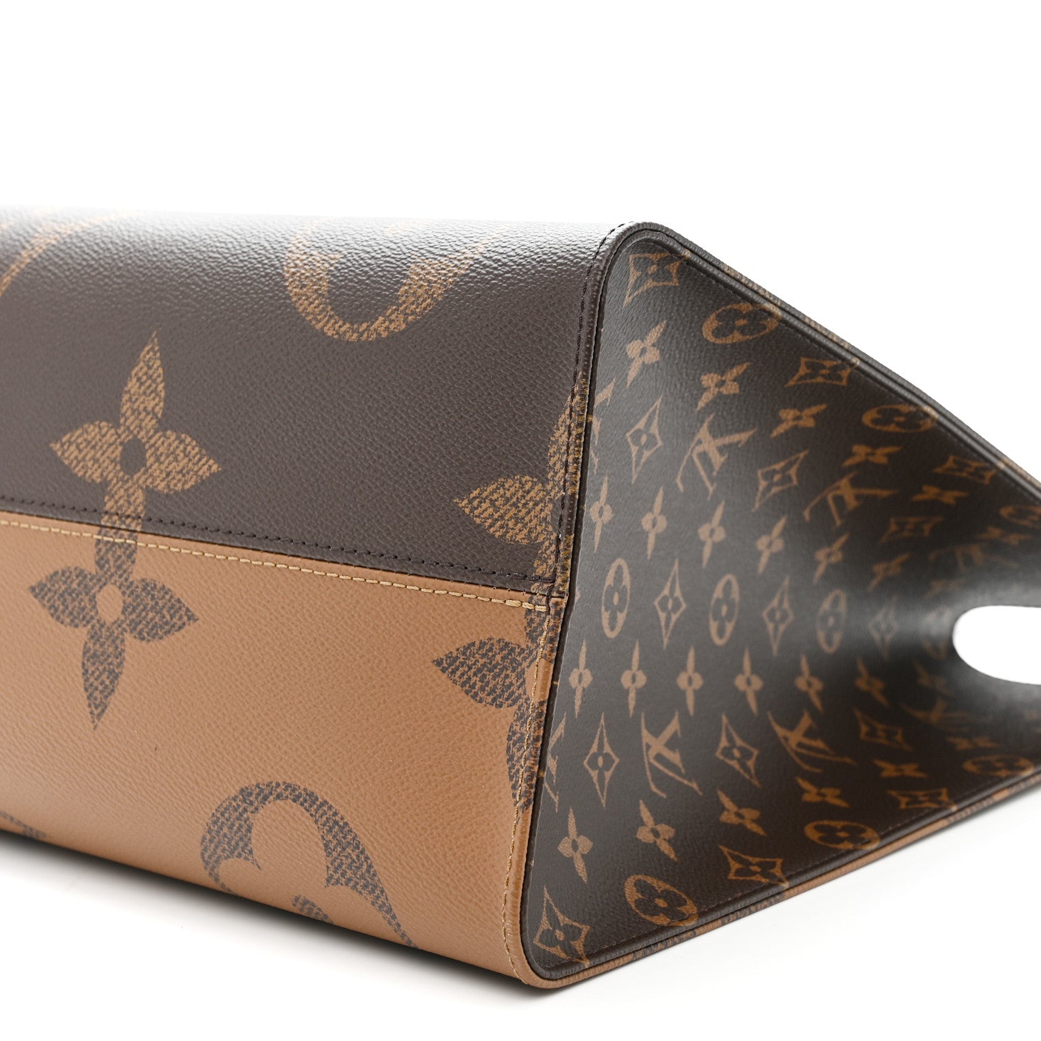 Louis Vuitton Reverse Monogram Giant Onthego GM