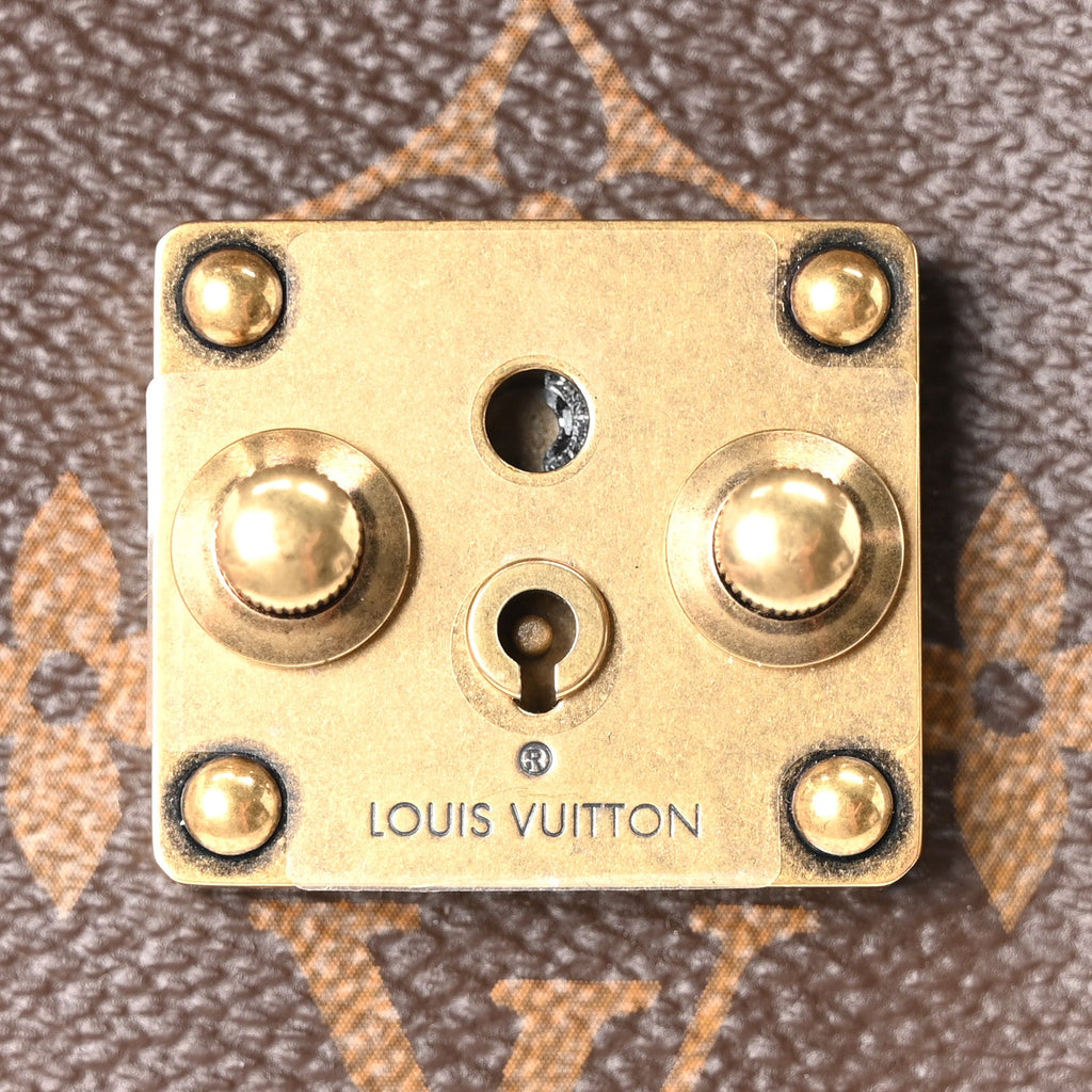 Louis Vuitton Monogram S Lock Belt Pouch MM
