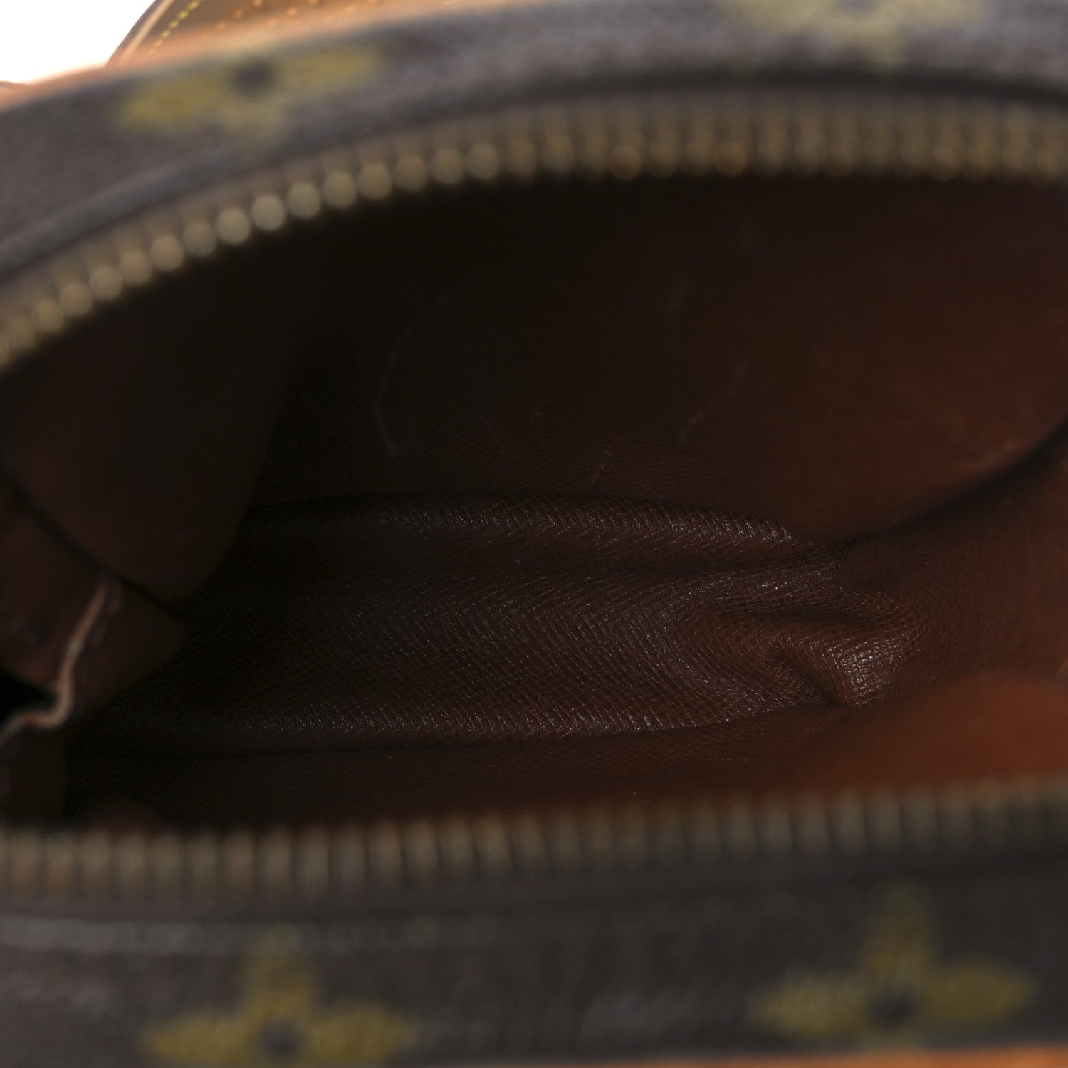 Louis Vuitton Monogram Danube 15