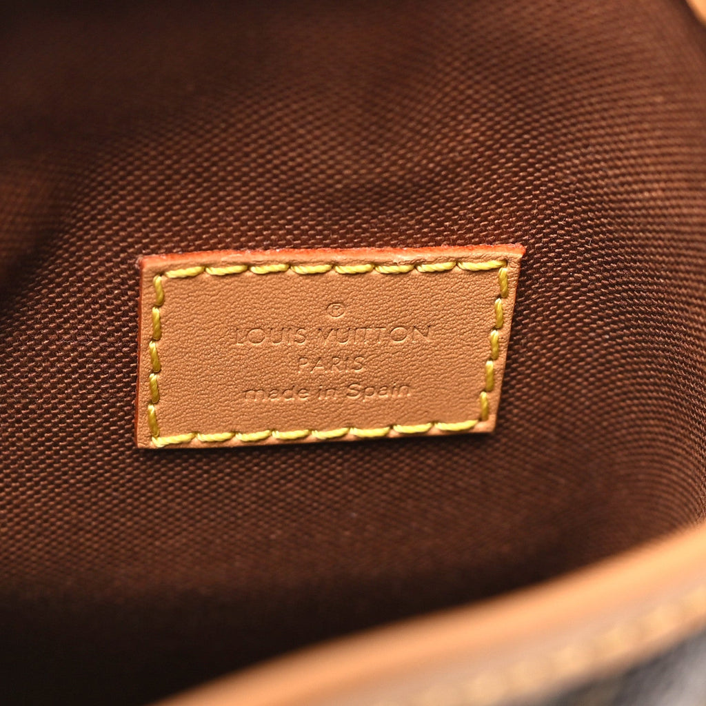 Louis Vuitton Monogram Fold Me Pouch