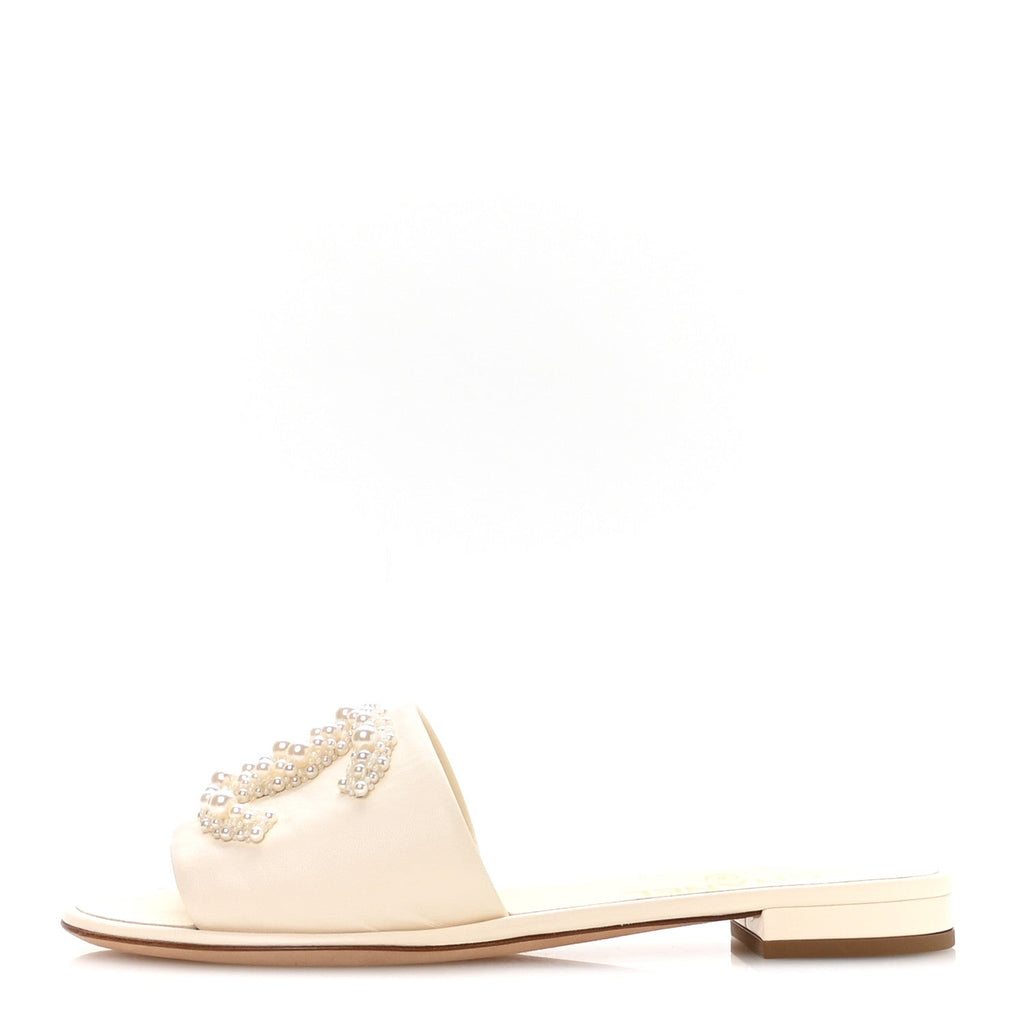 Lambskin Pearl CC Mules 38.5 Ivory