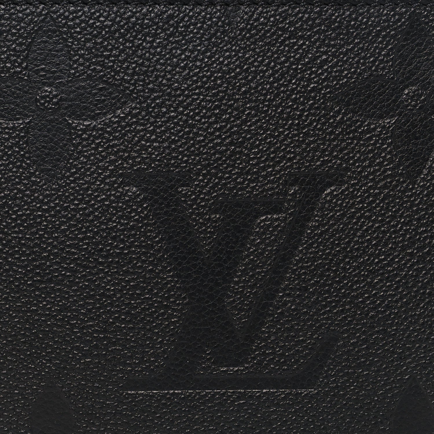 Louis Vuitton Empreinte Monogram Giant Neverfull MM Pochette Black