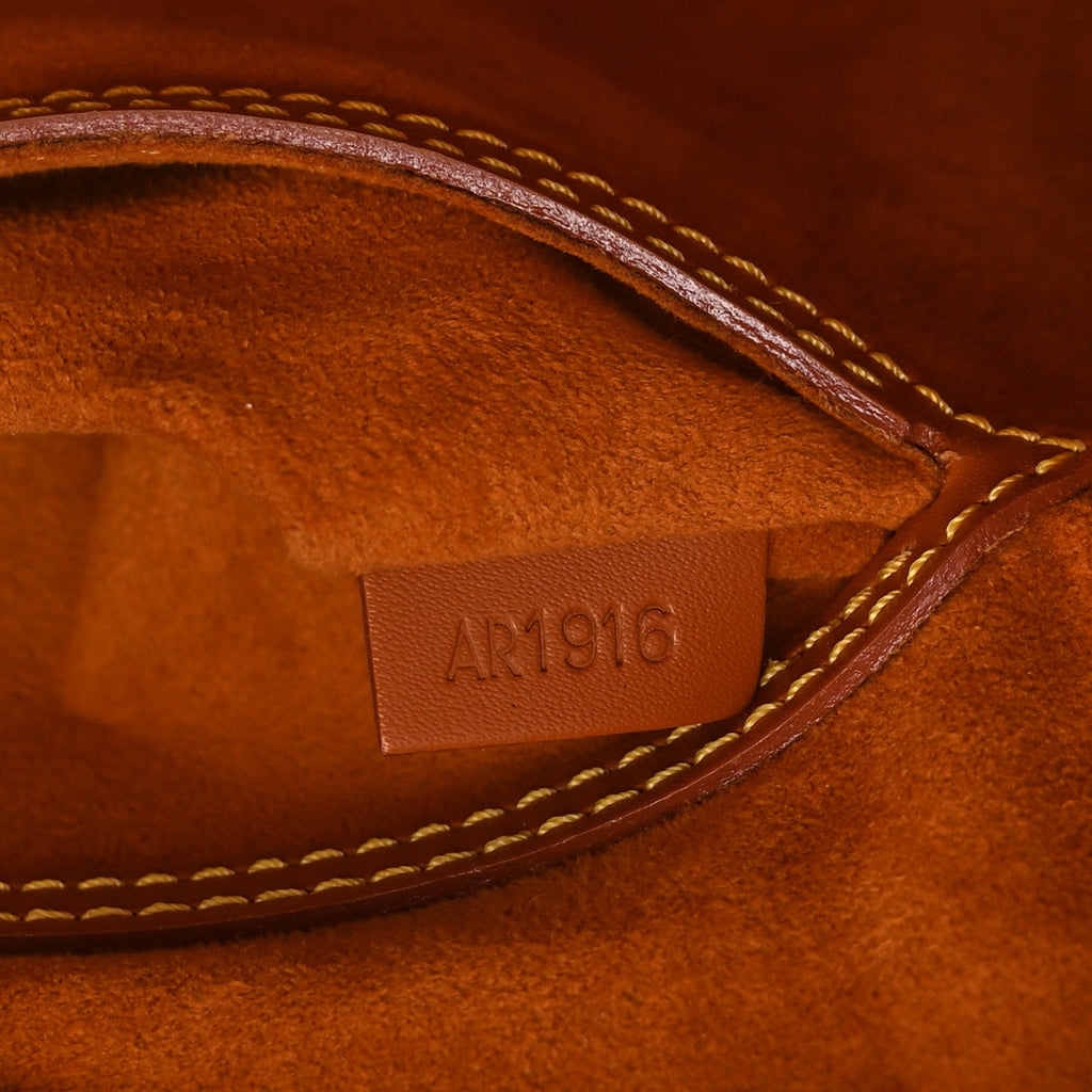 Louis Vuitton Epi Alma PM Cipango