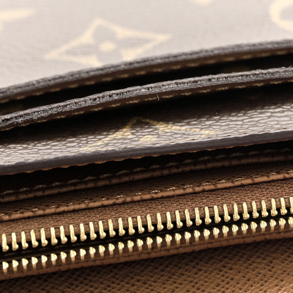 Louis Vuitton Monogram Sarah Wallet NM