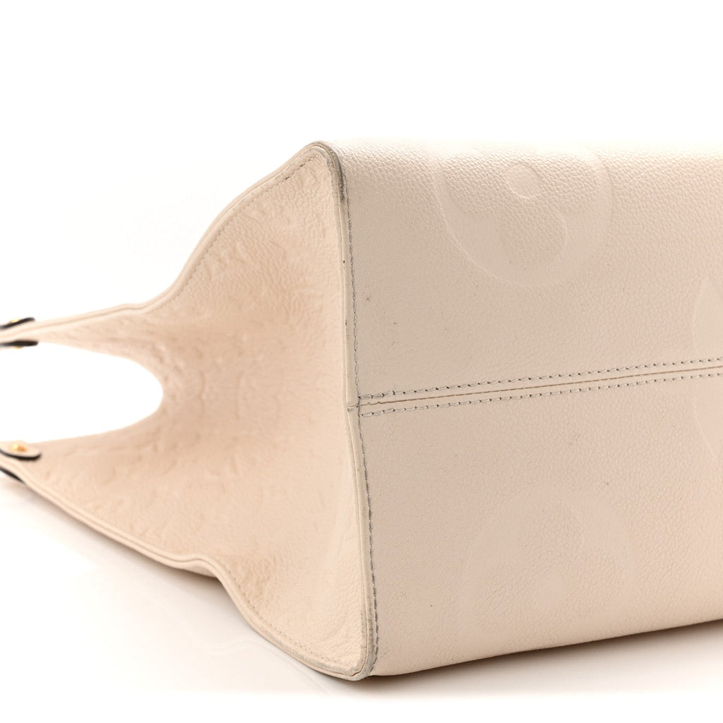 Louis Vuitton Empreinte Monogram Giant Onthego GM Creme
