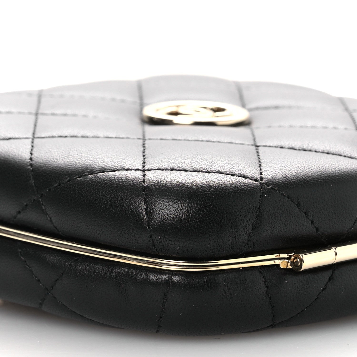 Chanel Lambskin Quilted Compact Vanity Case Purse With Chain Black