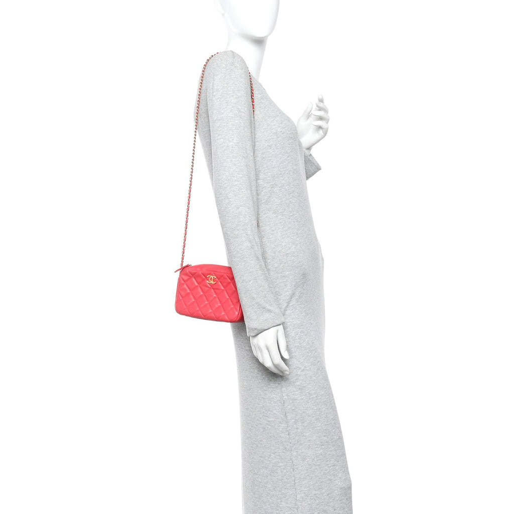 Chanel Lambskin Quilted CC Pearl Crush Camera Case Red