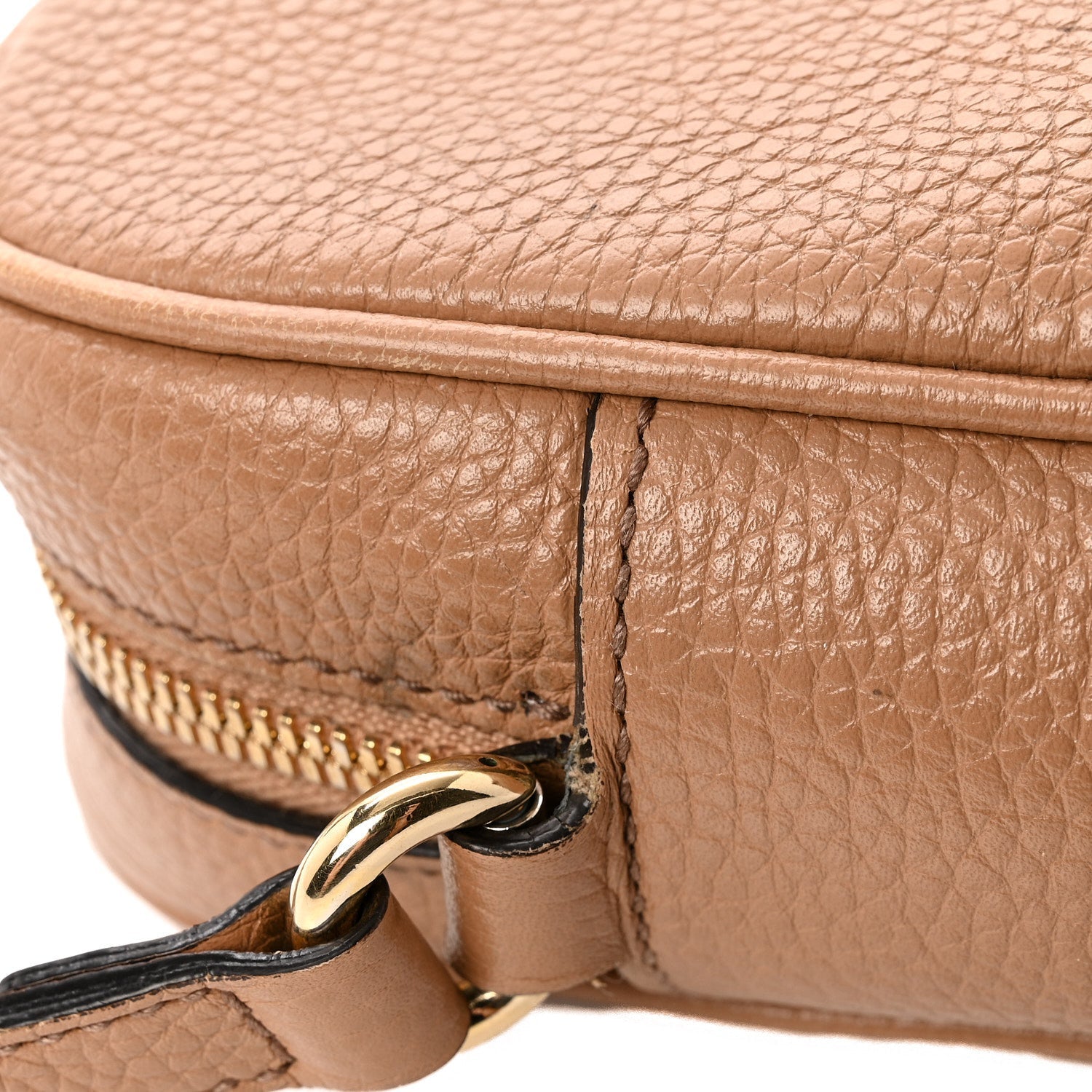 Gucci Pebbled Calfskin Small Soho Disco Bag Camelia