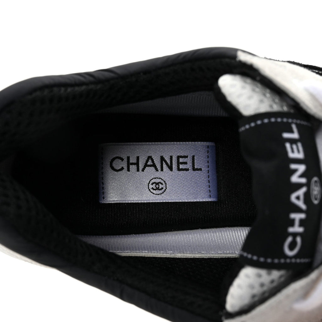 Mesh Suede Grained Calfskin Womens CC Sneakers 41 White Black