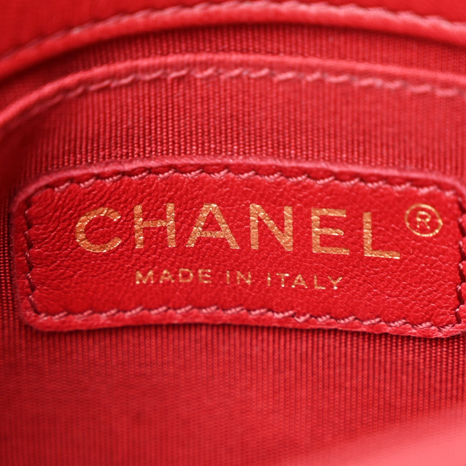 Chanel Lambskin Quilted CC Unchained Crossbody Red