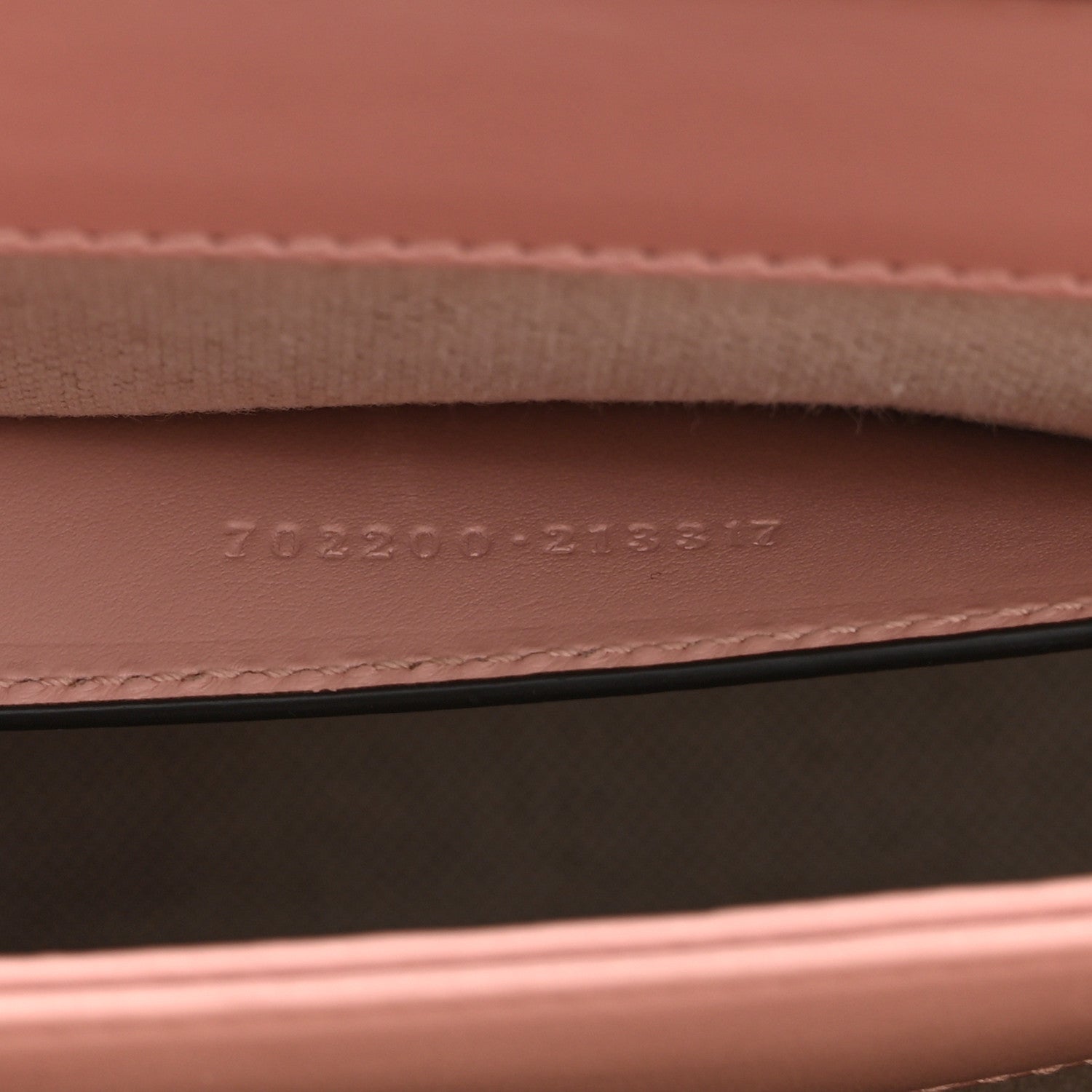 Gucci Calfskin GG Matelasse Small Slim Chain Shoulder Bag Perfect Pink Natural