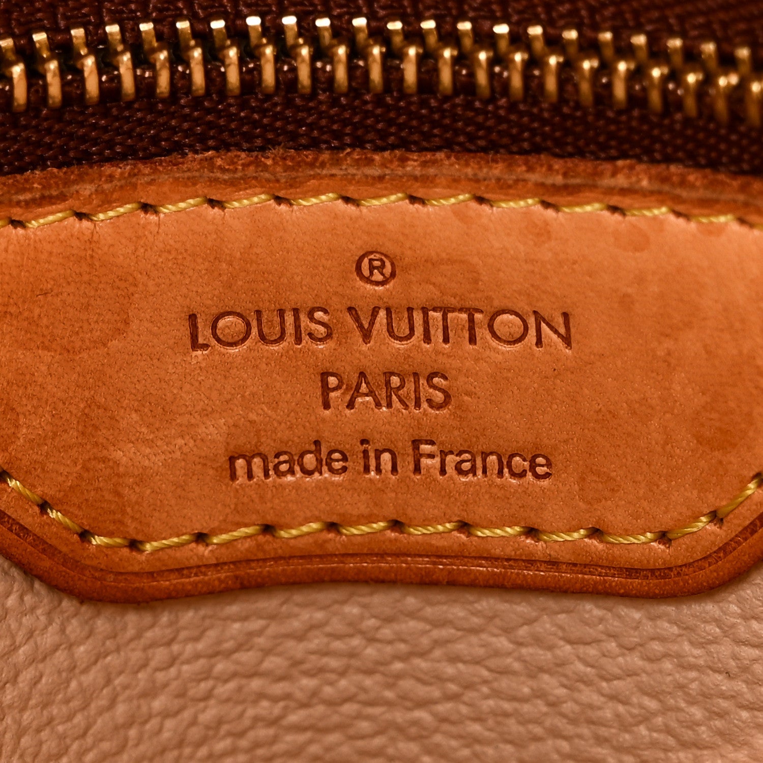 Louis Vuitton Monogram Petit Bucket 23
