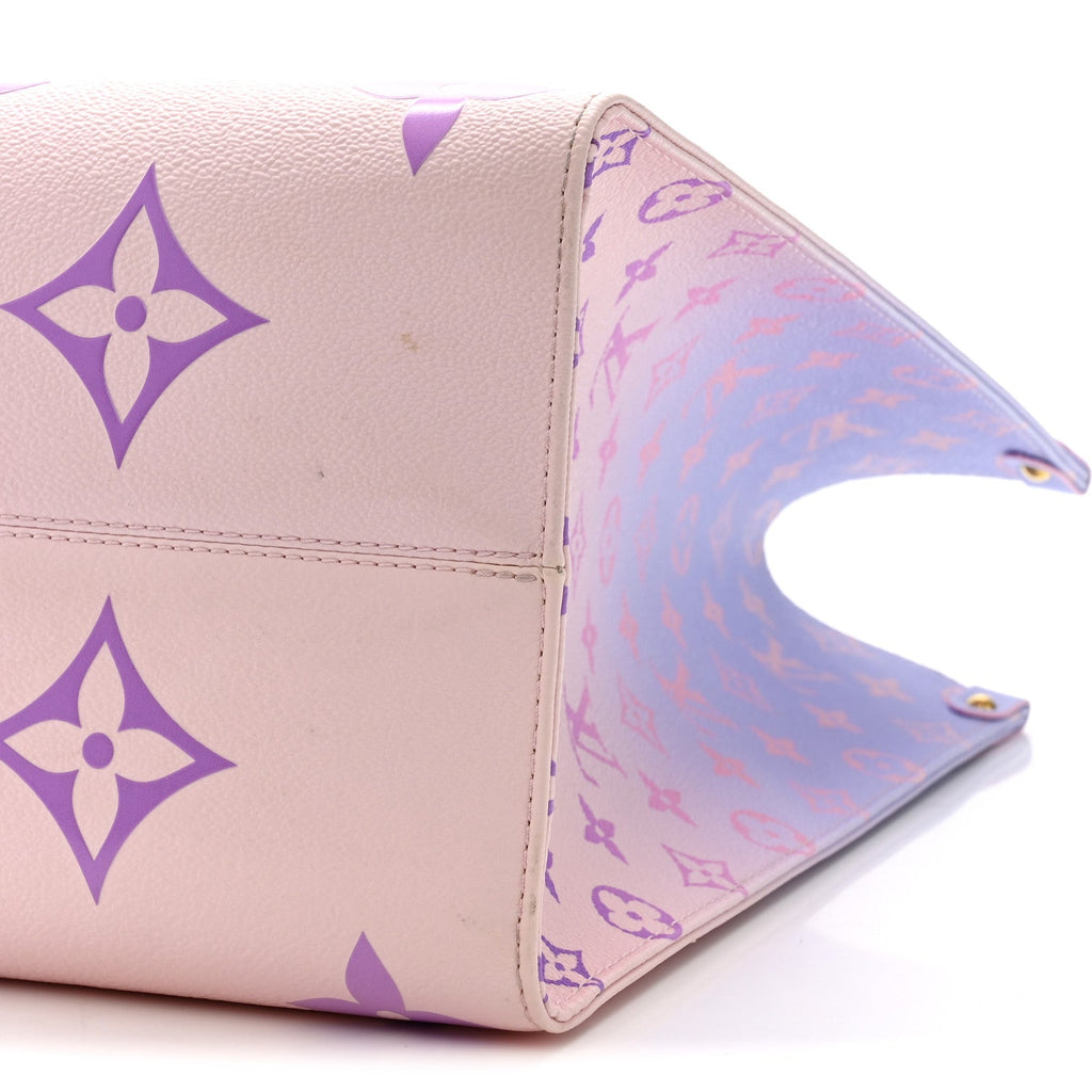 Louis Vuitton Monogram Giant Spring In The City Onthego GM Sunrise Pastel