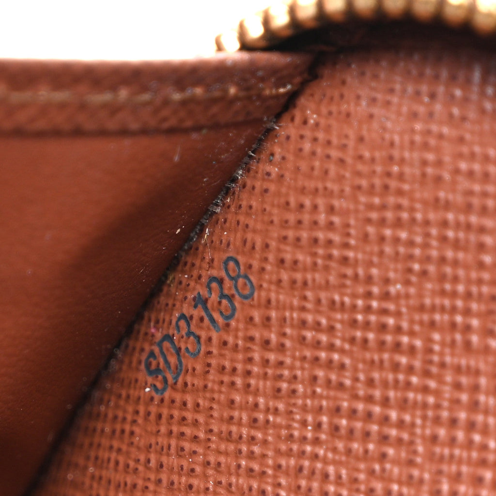 Louis Vuitton Monogram Zippy Wallet