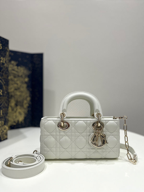 Dior Bags - 1609