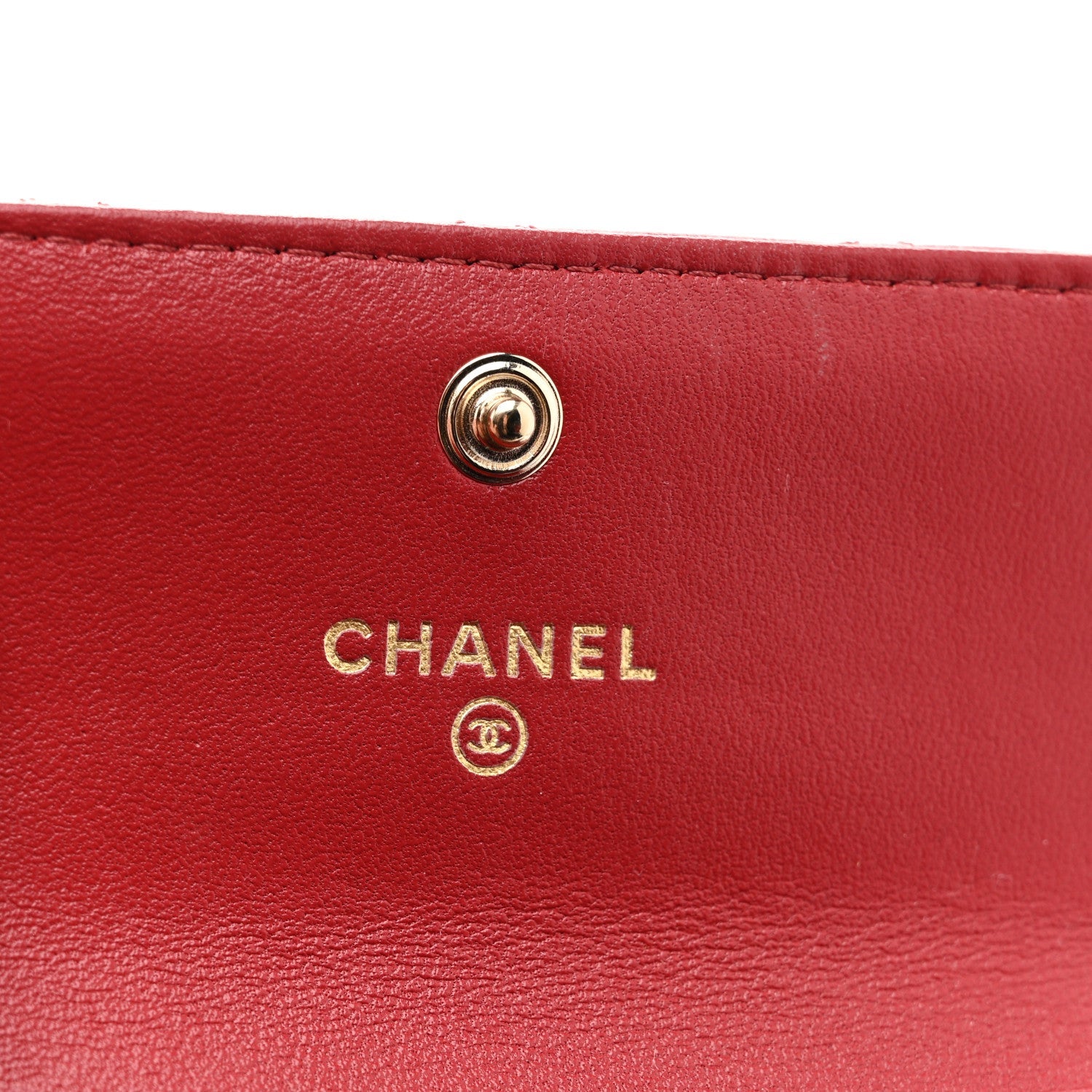 Lambskin Pearl Enamel Quilted Flap Card Holder Red
