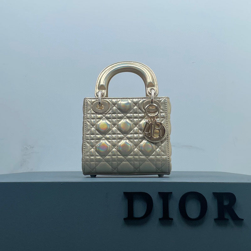 Dior Bags - 946
