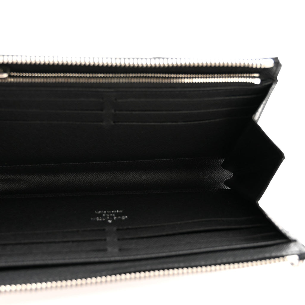 Louis Vuitton Taiga Dragonne Zippy Wallet Black