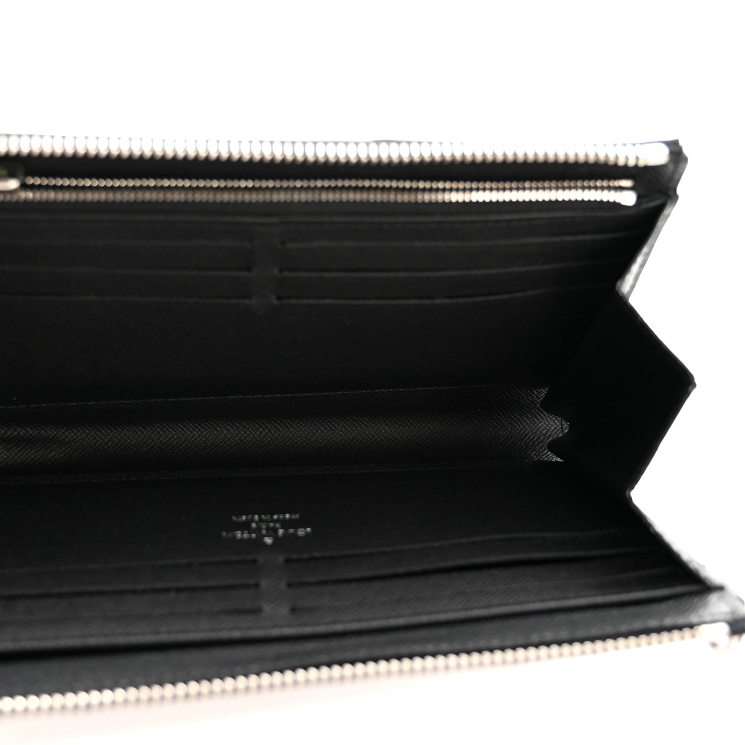 Louis Vuitton Taiga Dragonne Zippy Wallet Black