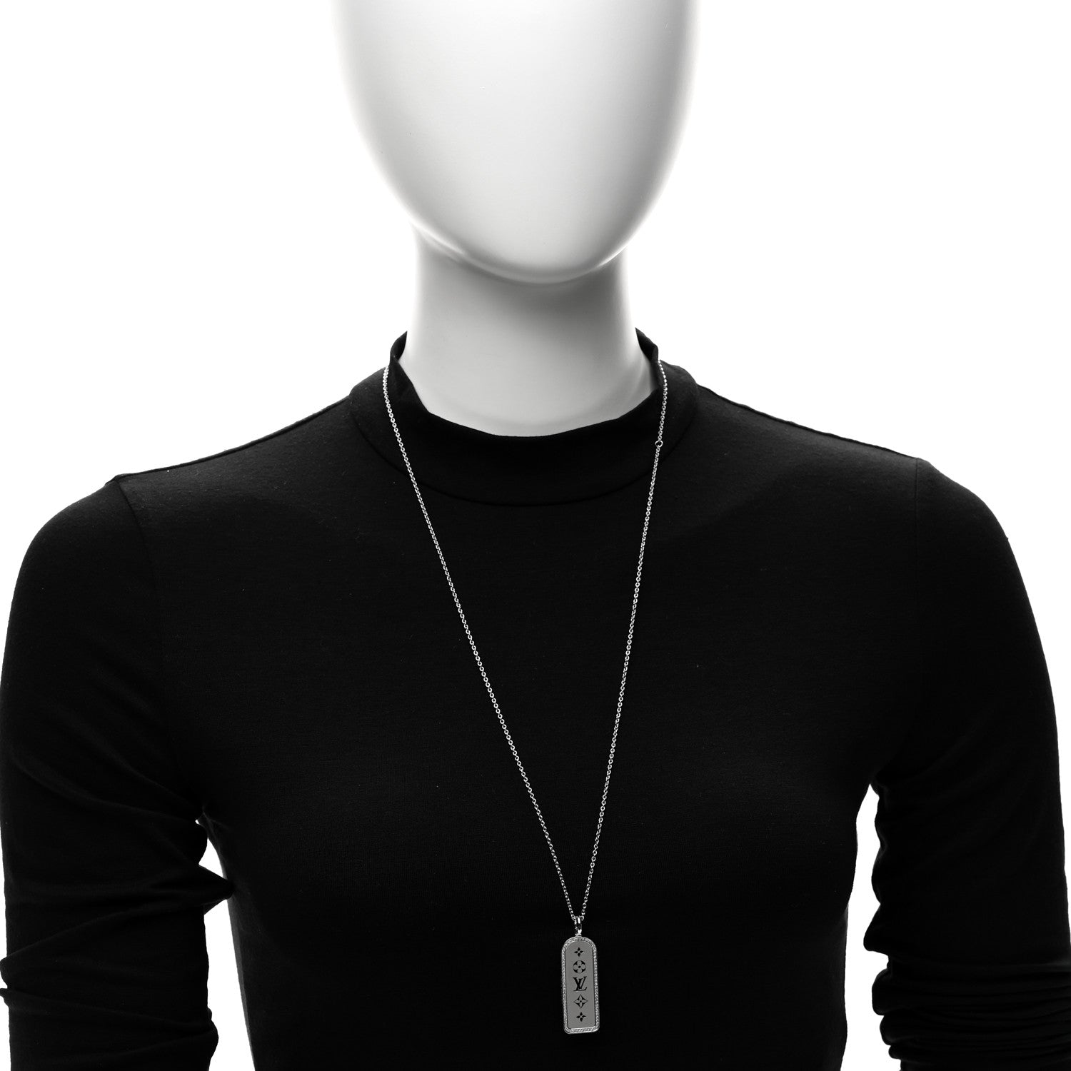 Louis Vuitton 18K White Gold Diamond Large Les Gastons Tag Pendant Necklace