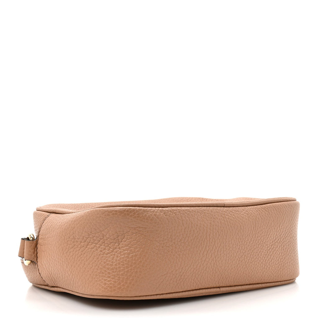Gucci Pebbled Calfskin Small Soho Disco Bag Camelia
