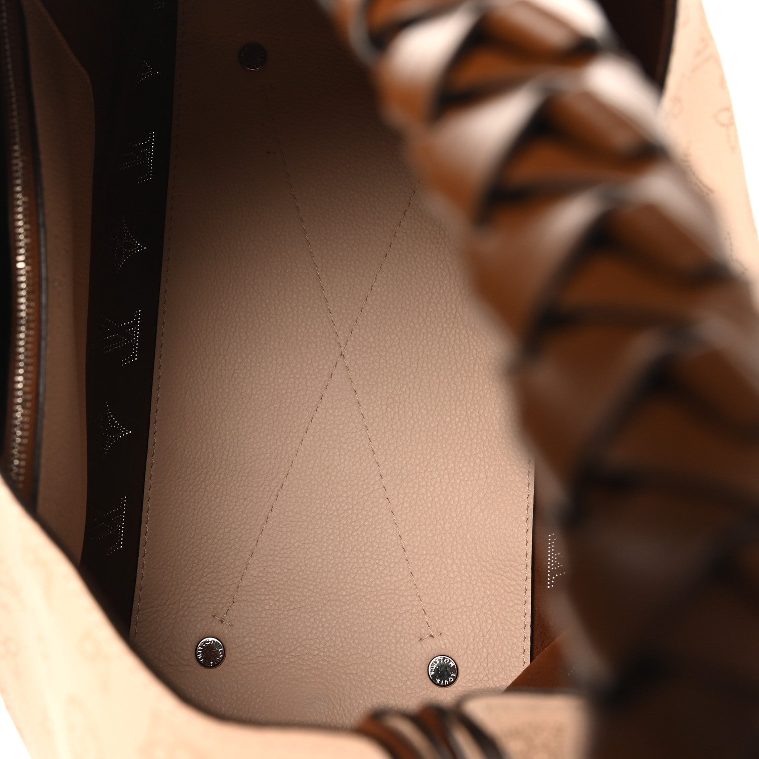 Louis Vuitton Mahina Carmel Hobo Creme