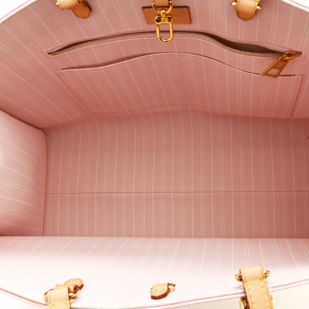 Louis Vuitton Monogram Giant By The Pool Okinawa Onthego GM Light Pink