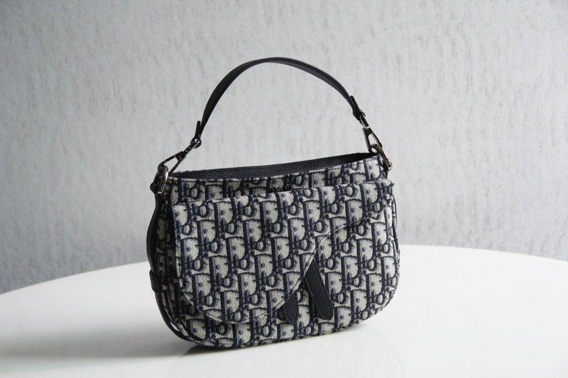 Dior Bags - 3500