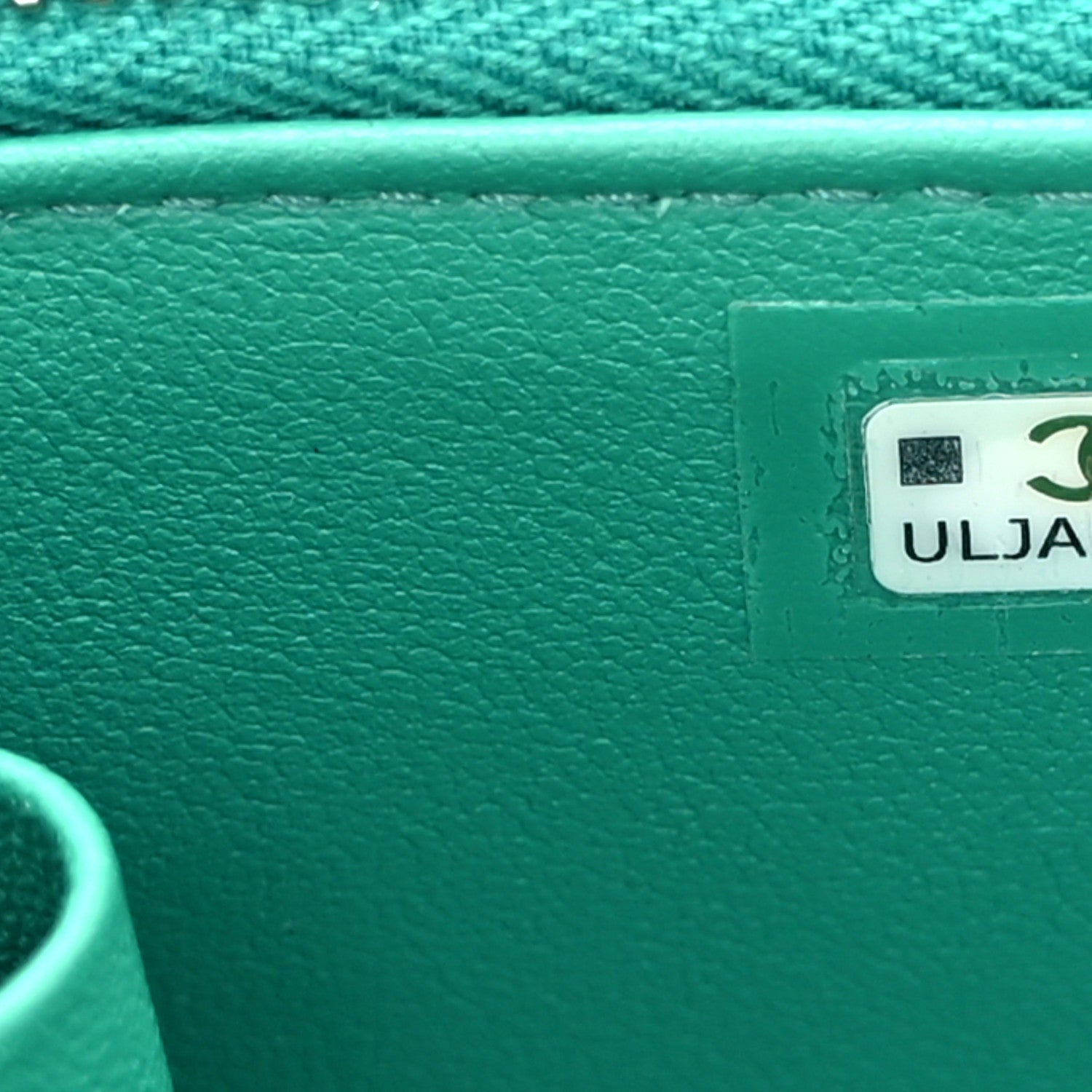 Chanel Caviar Quilted Sweetheart Mini Vanity Case Green