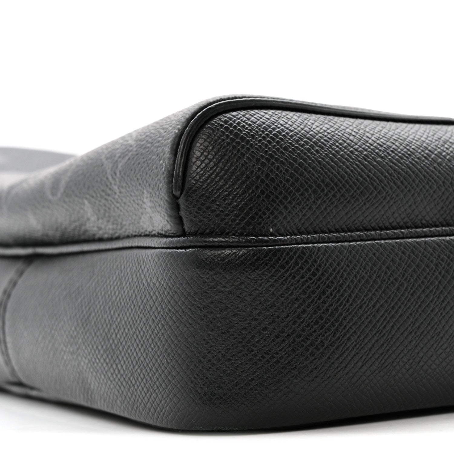 Louis Vuitton Taiga Monogram Eclipse Outdoor Messenger Black