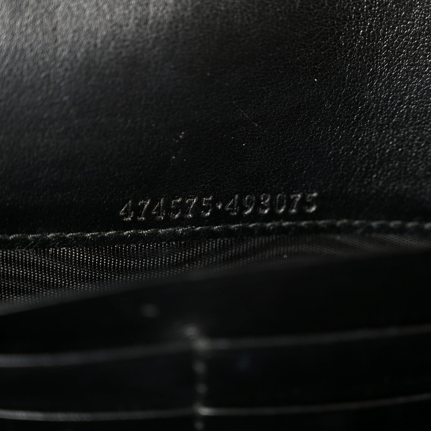 Gucci Calfskin Matelasse GG Marmont Chain Wallet Black