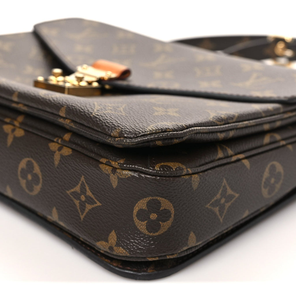 Louis Vuitton Monogram Pochette Metis