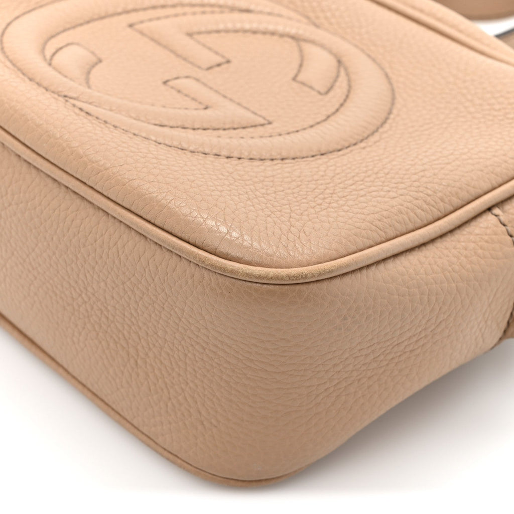 Gucci Pebbled Calfskin Small Soho Disco Bag Rose Beige
