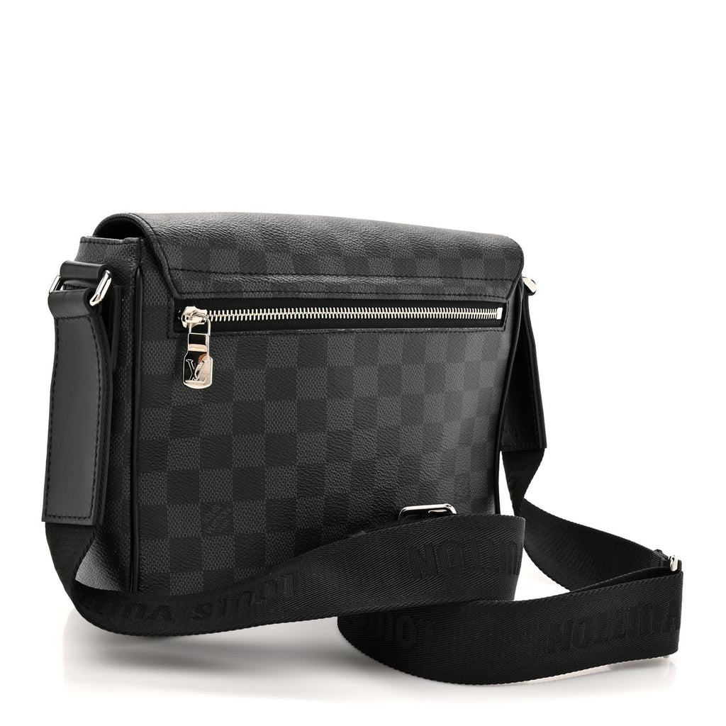 Louis Vuitton Damier Graphite District PM NM