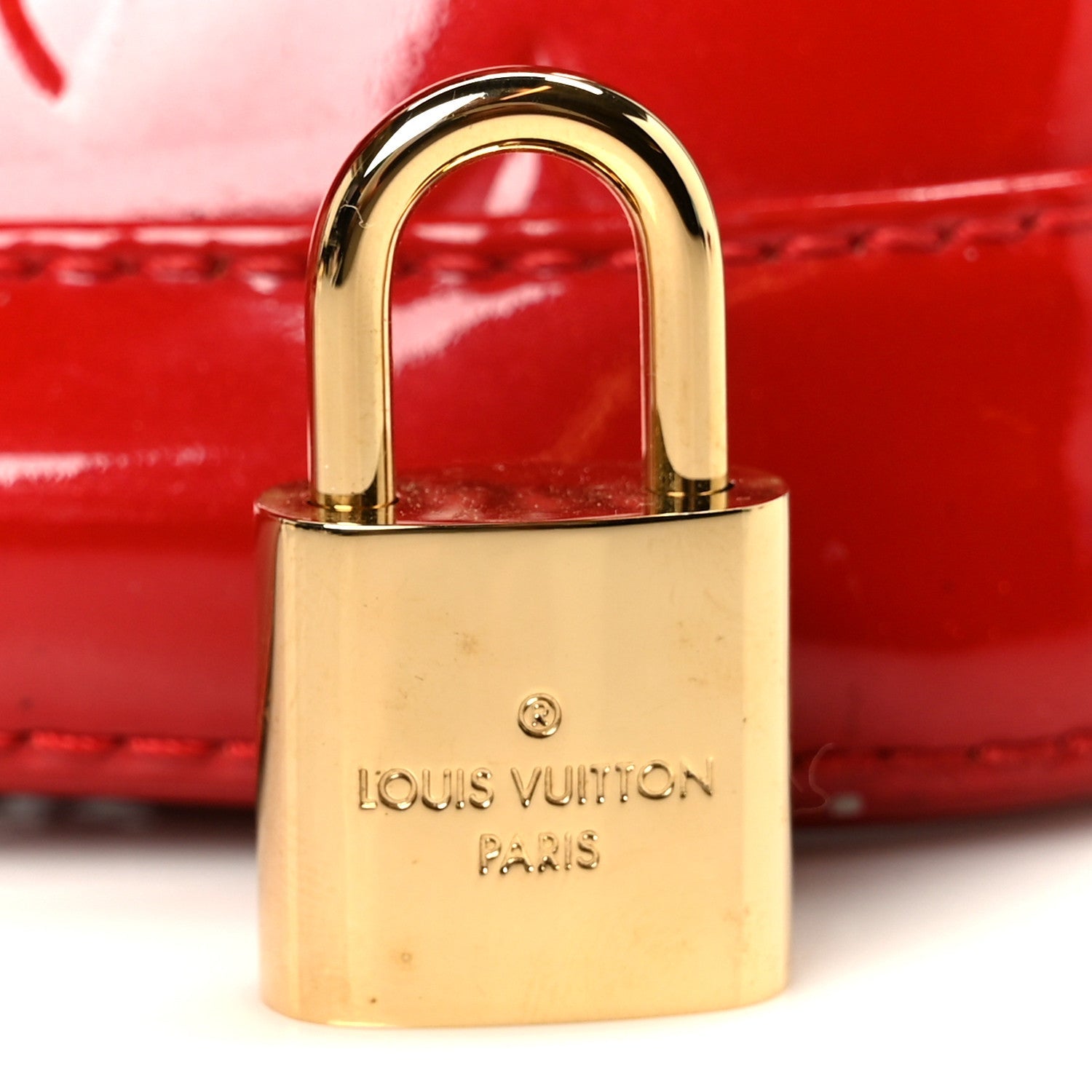 Louis Vuitton Vernis Alma BB Pomme D'Amour