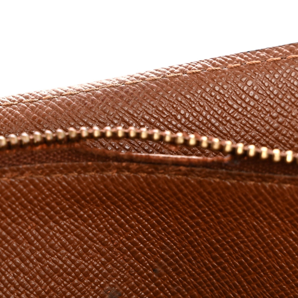 Louis Vuitton Monogram Sarah Wallet