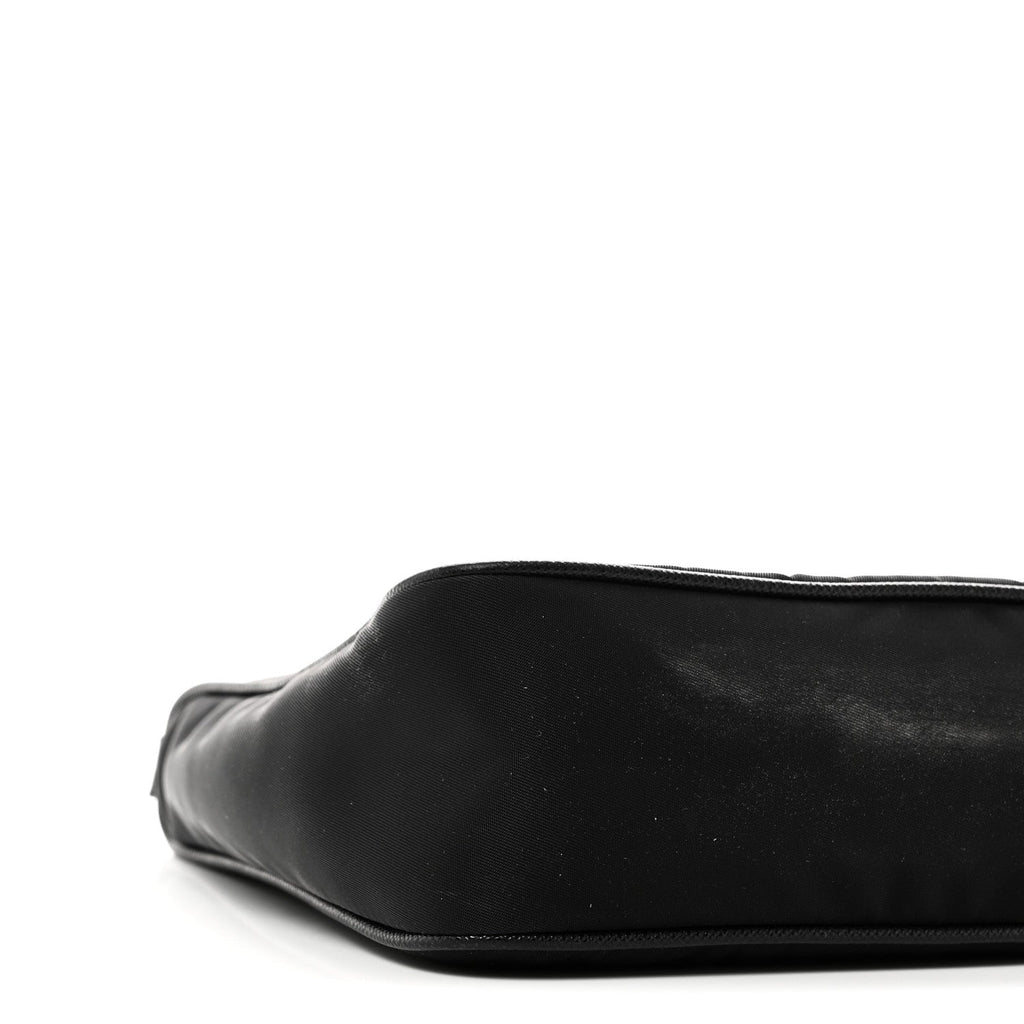 Prada Nylon Re-Edition 2005 Shoulder Bag Black