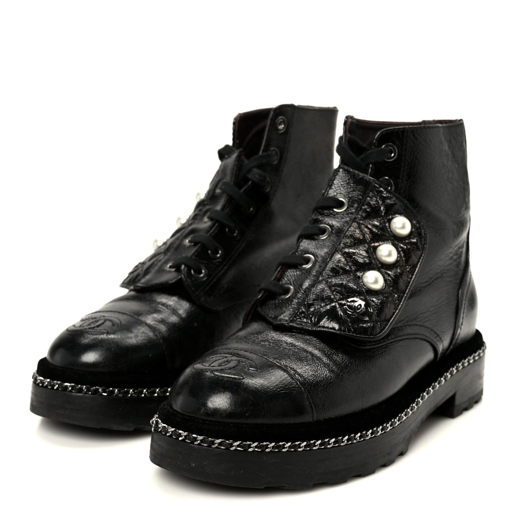 Crackled Calfskin Velvet Pearl Combat Short Boots 36 Black